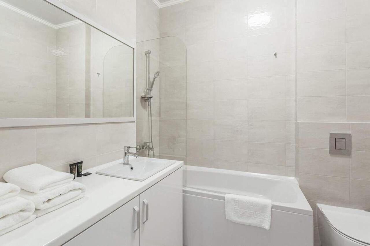 2-Nd Pearl 2-Bedrooms Apartment Odessa Extérieur photo